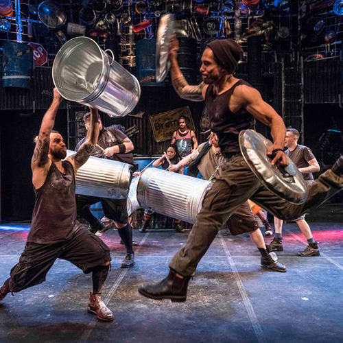 「STOMP（ストンプ）」