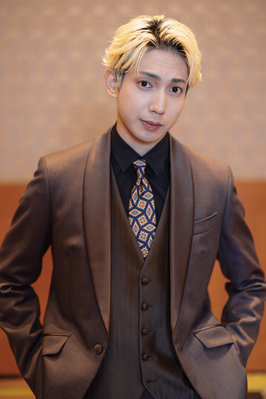 有澤樟太郎さん