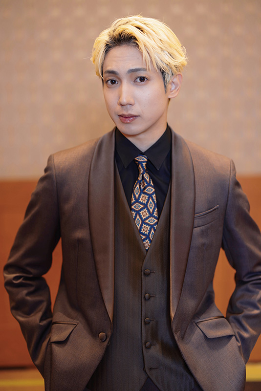 有澤樟太郎さん
