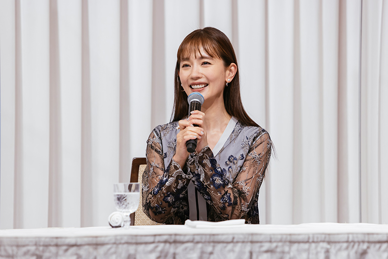 中村ゆりさん