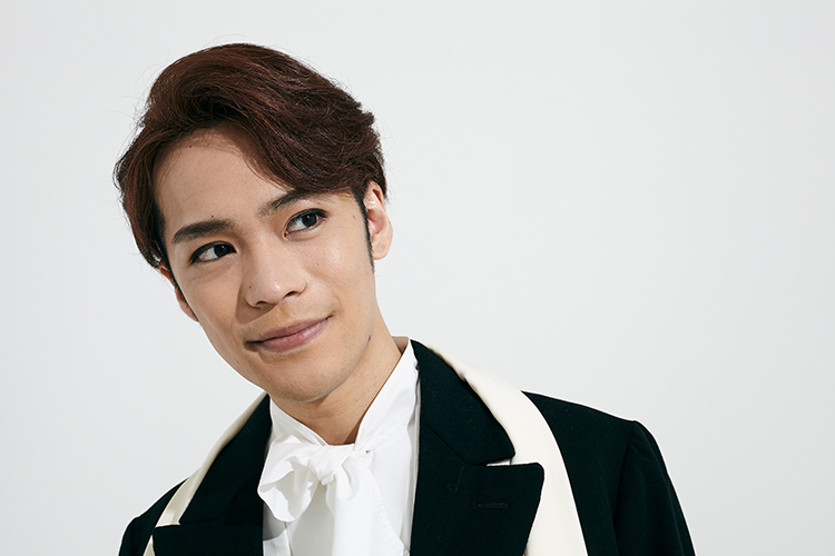 小野賢章さん