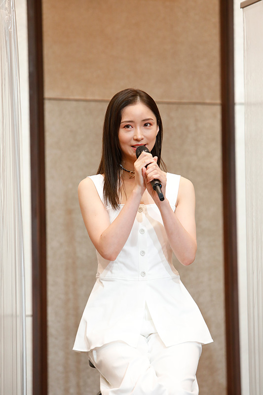 笹本玲奈
