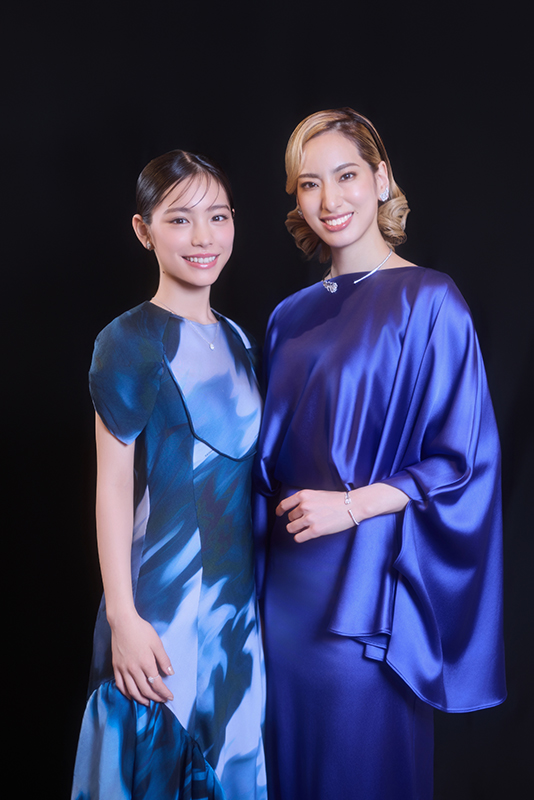 當真あみさん、柚香光さん