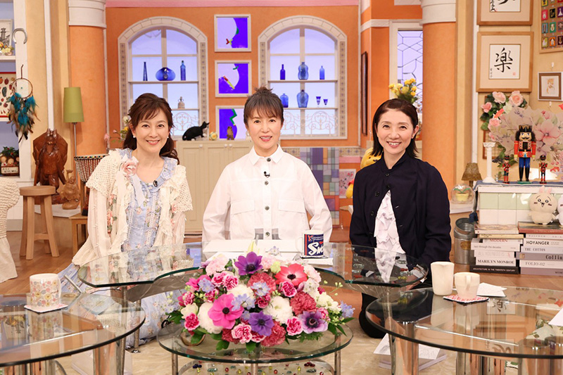 出演者写真。左から森尾由美、磯野貴理子、松居直美