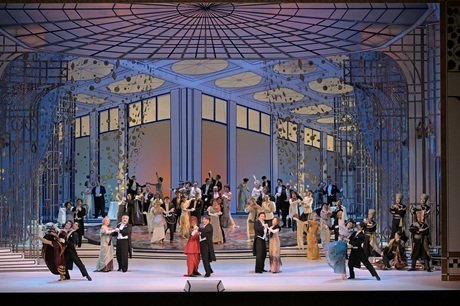 新国立劇場　オペラ『こうもり』 