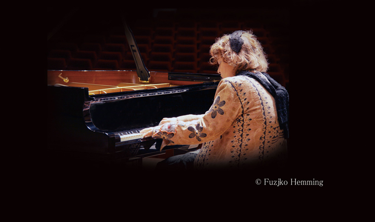 フジコ・ヘミング ピアノソロコンサート チケット情報